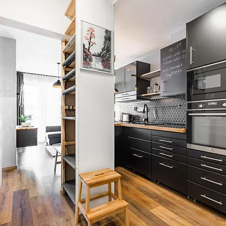 Apartment The Violet Nest Bratislava
