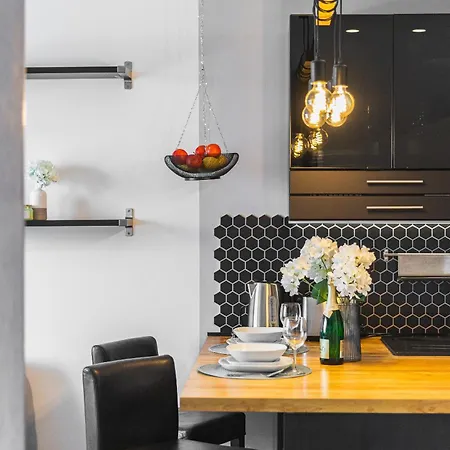 The Violet Nest Apartment Pressburg